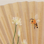 コラージュ　　 クローバーと蜜蜂